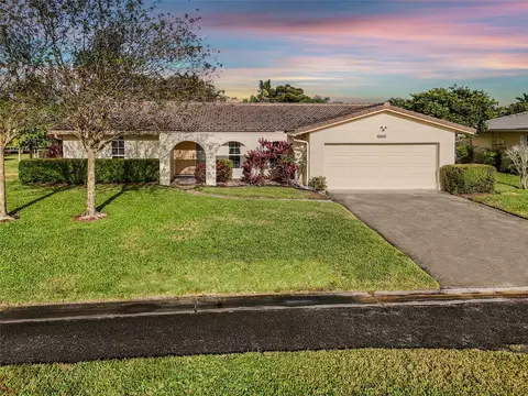 8517 Shadow Wood Blvd, Coral Springs, FL 33071