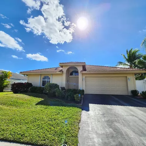 426 SE 3rd Place Pl, Dania Beach, FL 33004 photo 3