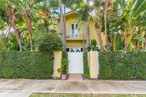 3448 NE 13th Ave, Oakland Park, FL 33334