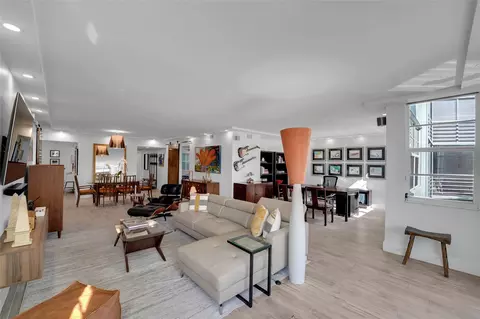 806 Cypress Grove Ln #404, Pompano Beach, FL 33069