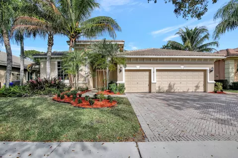 19245 SW 66 St, Fort Lauderdale, FL 33332