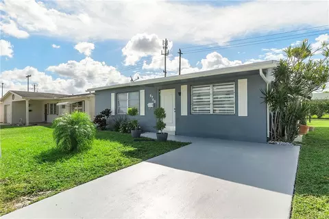 6740 NW 9th St, Margate, FL 33063