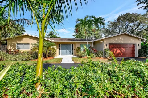 5901 SW 17th St, Plantation, FL 33317