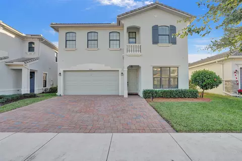 8480 NW 39th Ct, Coral Springs, FL 33065