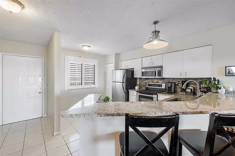 2240 N Cypress Bend Dr #908, Pompano Beach, FL 33069