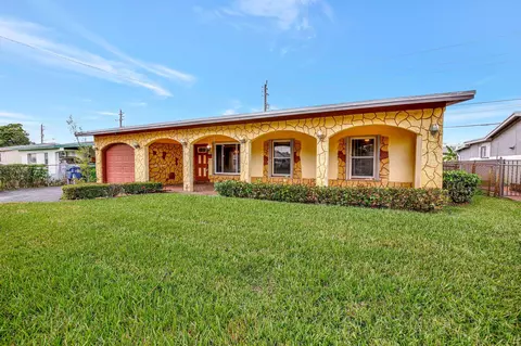 3521 NW 18th Pl, Lauderhill, FL 33311
