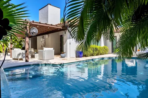 2013 NE 32nd Avenue Ave, Fort Lauderdale, FL 33305