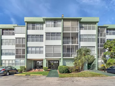 2761 Taft St #311, Hollywood, FL 33020