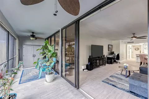 1100 SE 5th Ct #80, Pompano Beach, FL 33060