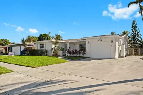 6568 NW 3rd St, Margate, FL 33063