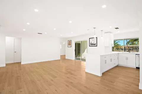 6568 NW 3rd St, Margate, FL 33063 photo 8