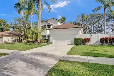 766 NW 41st Ter, Deerfield Beach, FL 33442