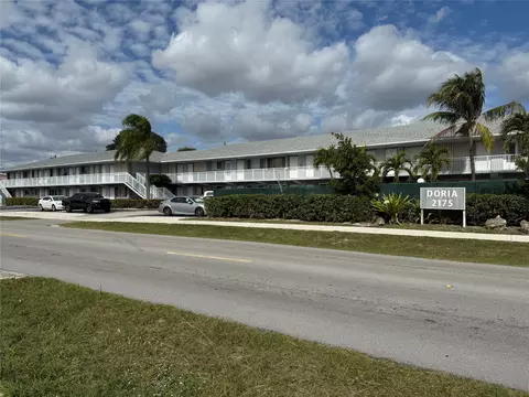 2175 NE 56th St #105, Fort Lauderdale, FL 33308