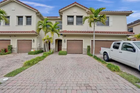 5937 NW 56th Pl, Tamarac, FL 33319