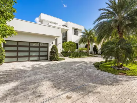 2210 Intracoastal Dr, Fort Lauderdale, FL 33305