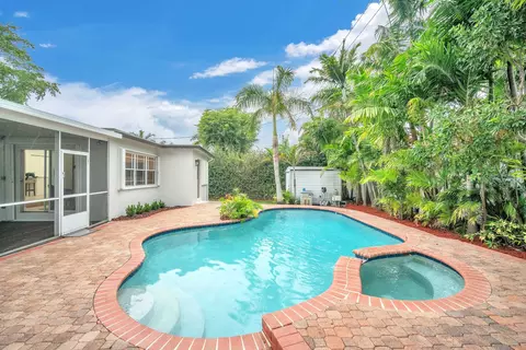 317 SE 3rd Ter, Dania Beach, FL 33004 photo 22