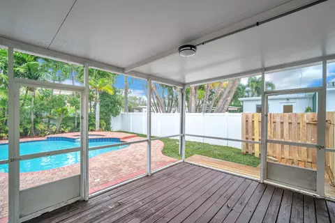 317 SE 3rd Ter, Dania Beach, FL 33004 photo 21