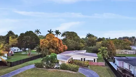 13945 N Miami Ave, Miami, FL 33168
