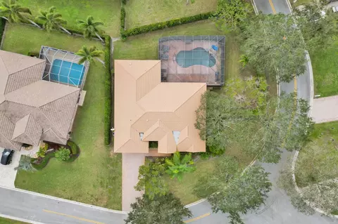 5743 NW 50th Dr, Coral Springs, FL 33067 photo 3