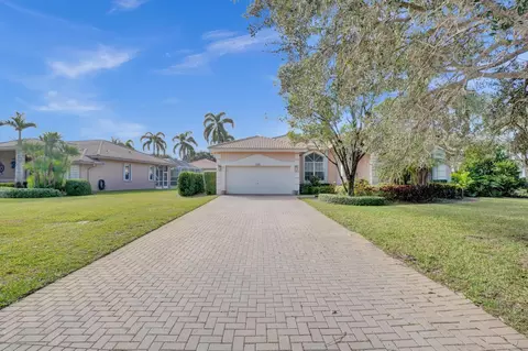 5743 NW 50th Dr, Coral Springs, FL 33067 photo 2