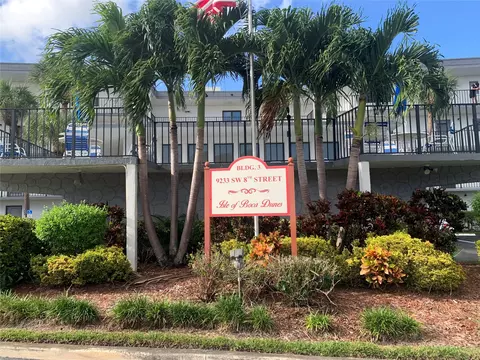 9233 SW 8th St #323, Boca Raton, FL 33428