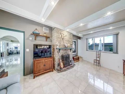 4100 N Circle Dr, Hollywood, FL 33021 photo 8