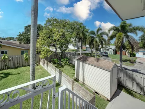 4100 N Circle Dr, Hollywood, FL 33021 photo 35