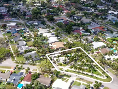 4100 N Circle Dr, Hollywood, FL 33021 photo 38