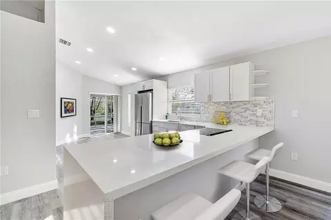 6051 NW 44th Ln, Coconut Creek, FL 33073