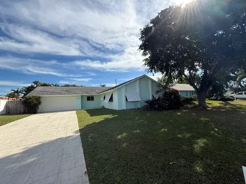 7676 Nemec Dr, West Palm Beach, FL 33406