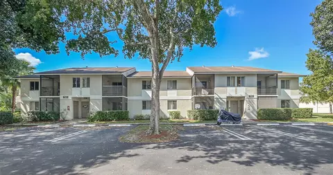 703 Gardens Dr # 204, Pompano Beach, FL 33069