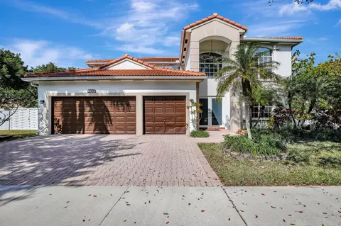 1302 NW 132nd Ave, Pembroke Pines, FL 33028