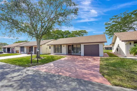 1555 SW 21st Ter, Deerfield Beach, FL 33442