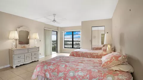 2202 S Cypress Bend Dr #808, Pompano Beach, FL 33069 photo 15