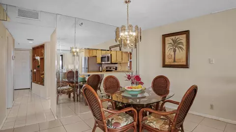 2202 S Cypress Bend Dr #808, Pompano Beach, FL 33069 photo 8