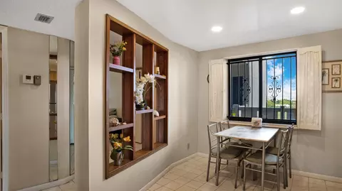 2202 S Cypress Bend Dr #808, Pompano Beach, FL 33069 photo 4