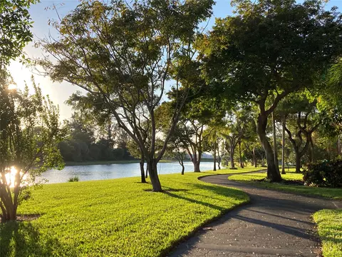 2202 S Cypress Bend Dr #808, Pompano Beach, FL 33069 photo 19