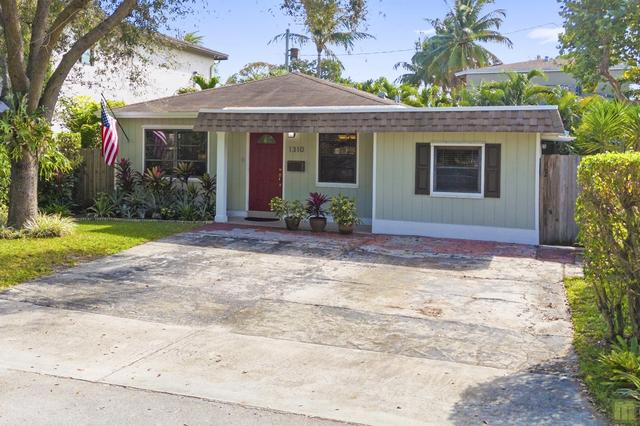 1310 NE 40th Ct, Oakland Park, FL 33334