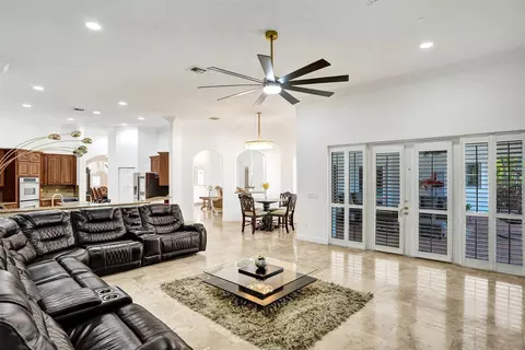 12361 NW 12th St, Plantation, FL 33323