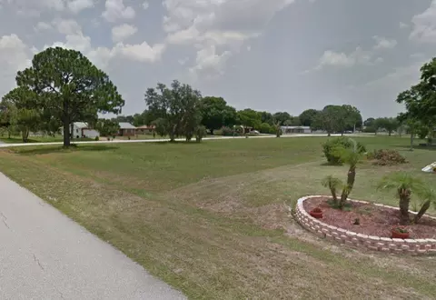 7016 Spring Hill Rd, Sebring, FL 33876 photo 2