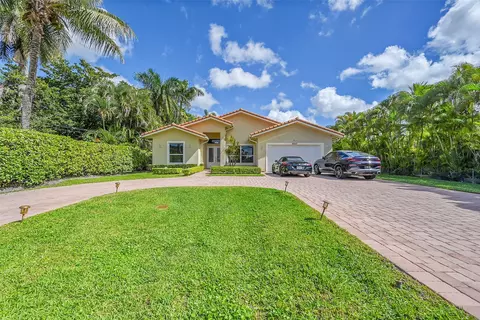 4850 SW 61st Ave, Davie, FL 33314