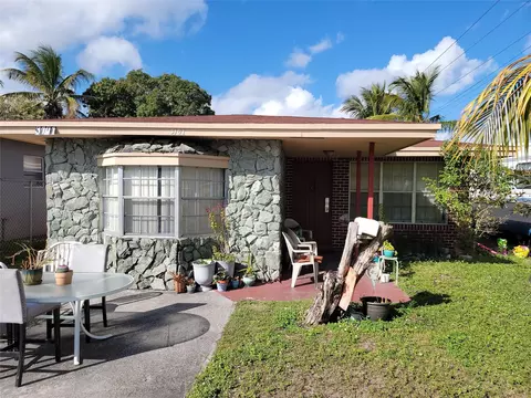 3101 SW 12th Pl, Fort Lauderdale, FL 33312