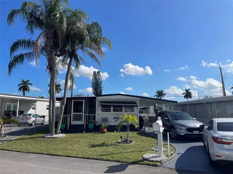8610 SW 18th Ct, Davie, FL 33324
