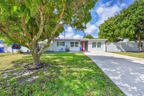 3341 NE 12th Ter, Pompano Beach, FL 33064