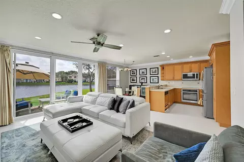 16276 SW 47th Mnr, Miramar, FL 33027