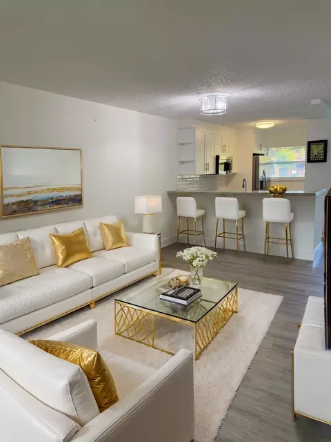 1801 NW 75th Ave #104, Plantation, FL 33313