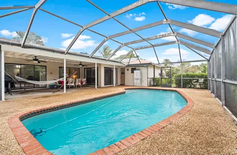 8897 NW 3rd Ct, Coral Springs, FL 33071 photo 3