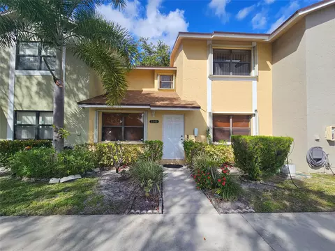 5343 Gate Lake Rd #5343, Tamarac, FL 33319