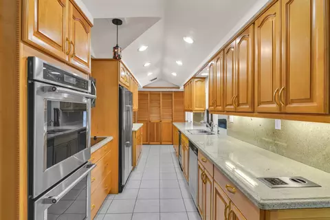 818 Argonaut Isle, Dania Beach, FL 33004 photo 30