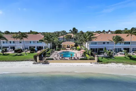 103 Las Brisas Cir #103, Hypoluxo, FL 33462